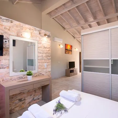 Olive Land アパート リメナリア